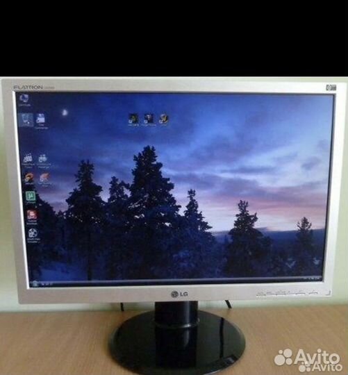 Монитор LG Flatron on L222WS