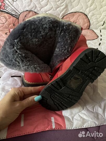 Зимние фирменные сапожки новые
