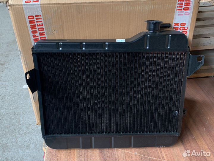 Радиатор охлаждения 2103-06 медный