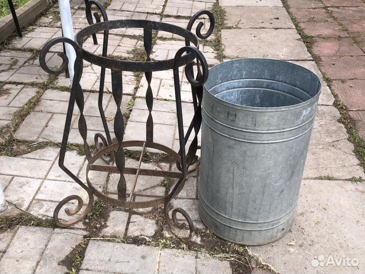 Мусорный бак