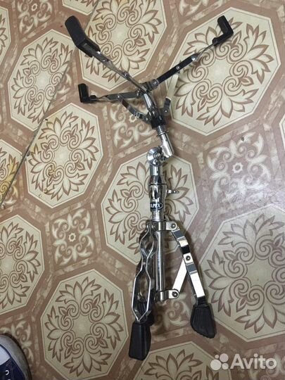 Малый барабан, стойки