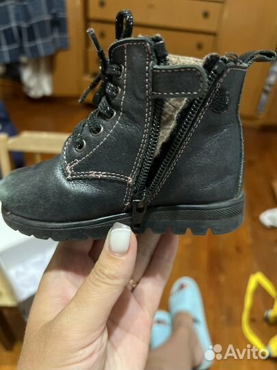 Ботинки демисезонные для девочки 22 размер