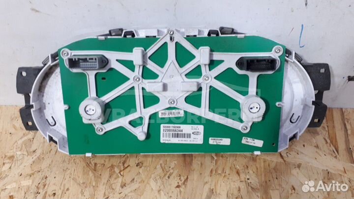 Щиток приборов Renault Logan