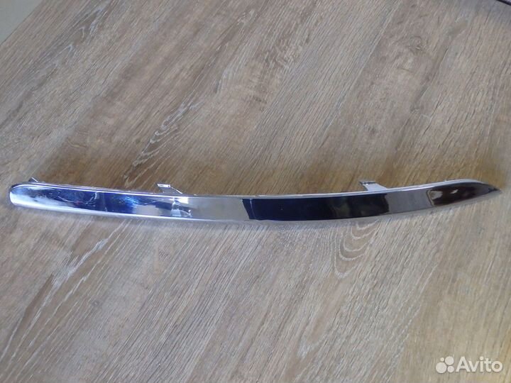 Молдинг правый переднего бампер Sportage