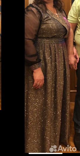 Вечернее платье