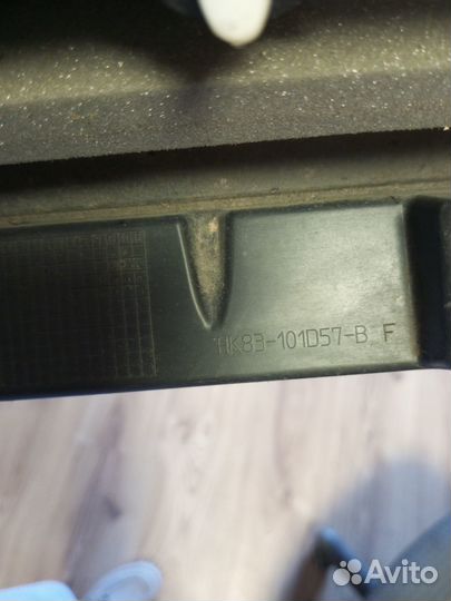 Накладка левого порога Jaguar F-Pace 16+