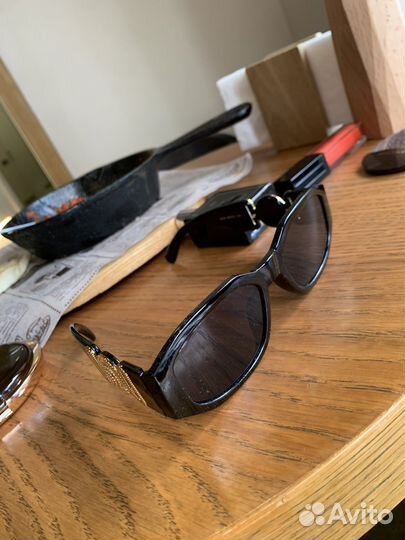 Солнцезащитные очки