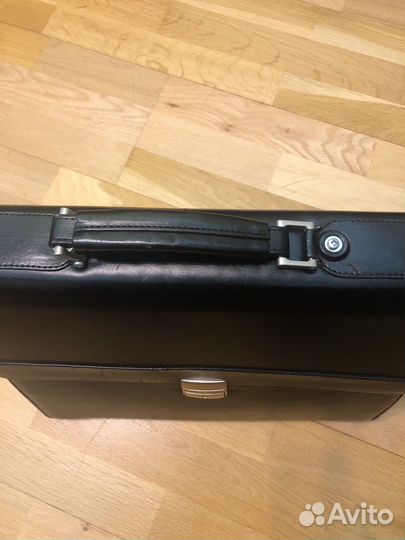 Мужской портфель