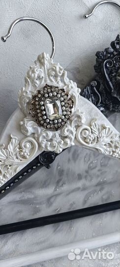 Вешалка плечики свадебные