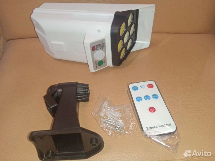 Светодиодный прожектор уличный с датчиком