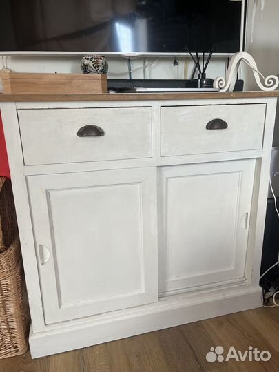 Комод деревянный Hoff