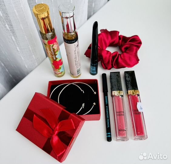 Косметика пакетом духи adopt браслет