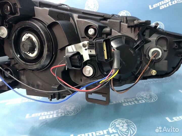 Фара левая на Mitsubishi Lancer 10