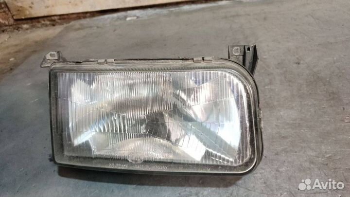 Фара правая Volkswagen Passat B3 1990 13348000