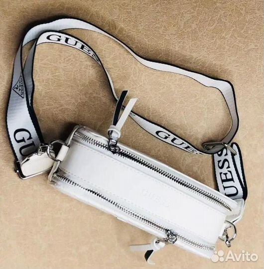 Сумка guess