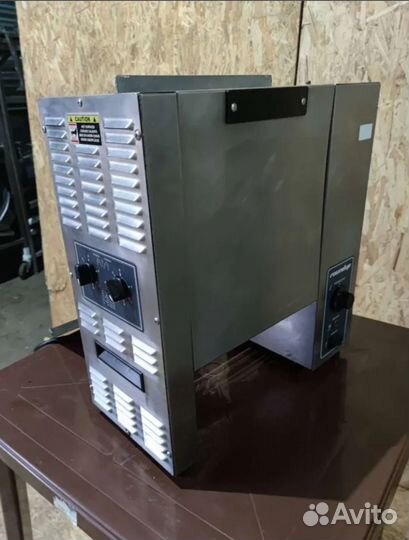 Конвейерный тостер