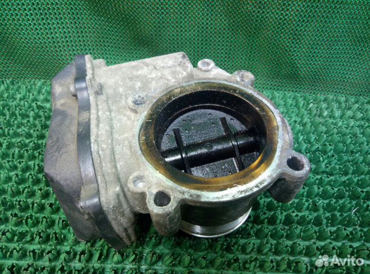 Дроссельная заслонка Audi Q3 Quattro 8UB cczc