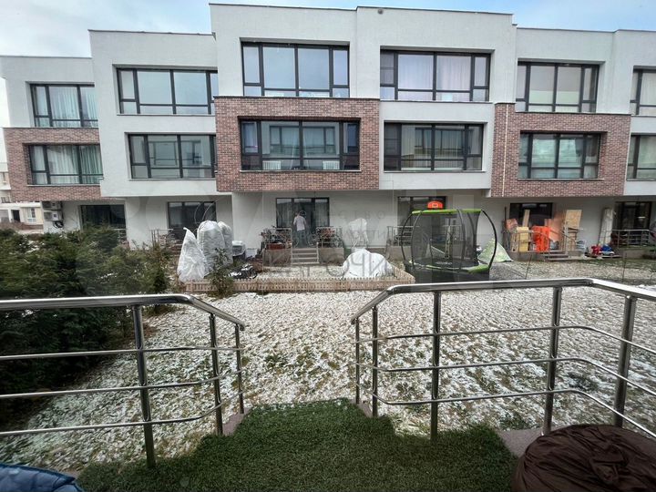 Таунхаус 156 м² на участке 2 сот.