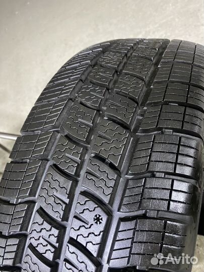 Vredestein ComTrac 2 All Season 235/65 R16C