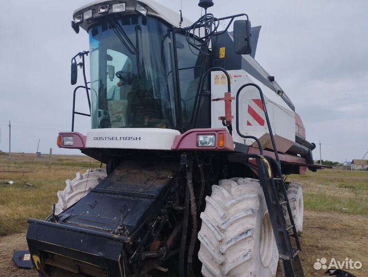 Комбайн Ростсельмаш Vector 410, 2017