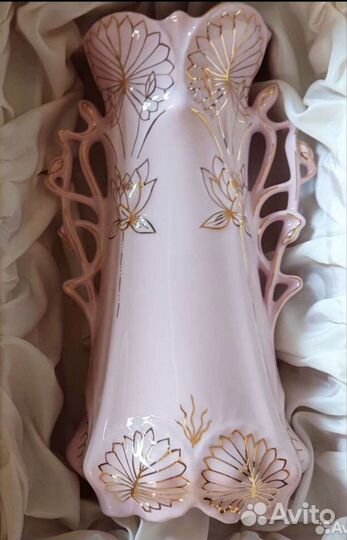 Розовый фарфор Чехия Ваза