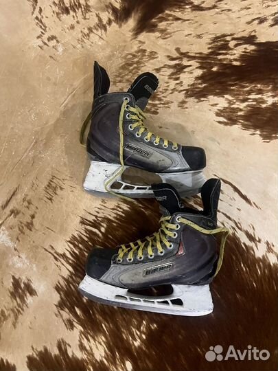 Хоккейные коньки bauer 38-39