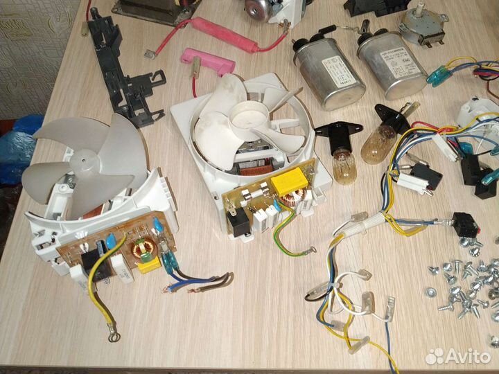 Запчасти для микровалновки цена за все