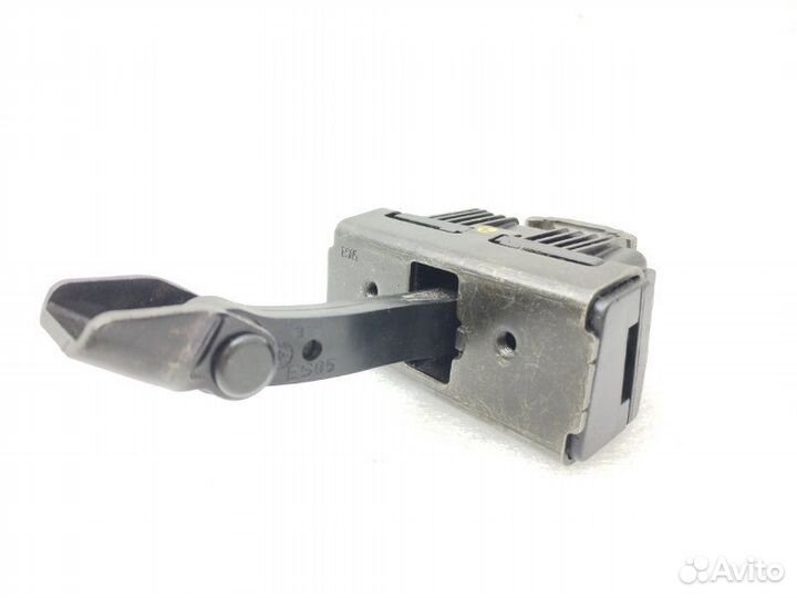 Ограничитель двери правый Bmw 6-Series E63 3.0 N52