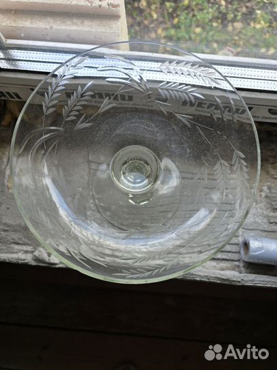 Конфетница, сухарница, графин, подсвечник