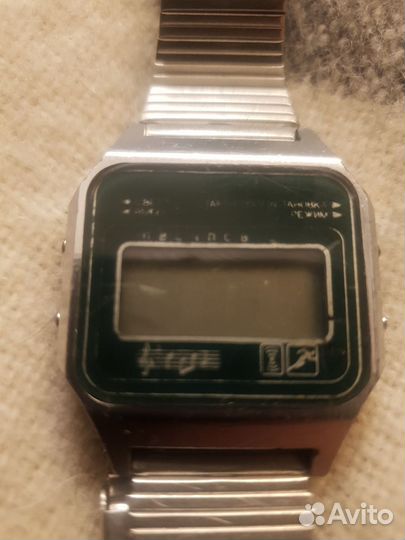 Часы мужские электроника