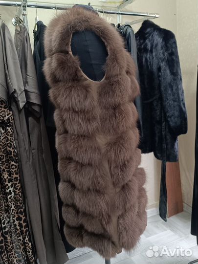 Жилетка из натурального песца