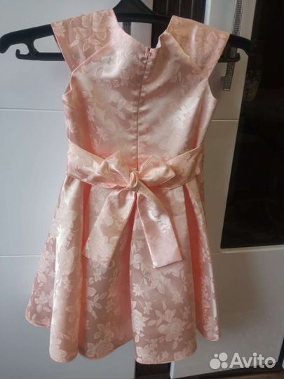 Платье на девочку