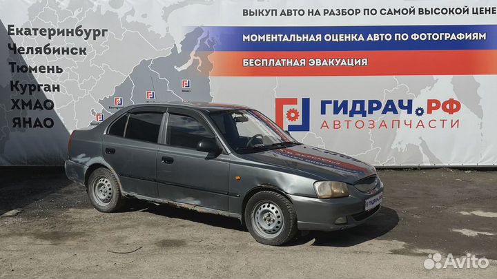 Фара левая Hyundai Accent (LC)