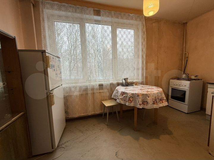 2-к. квартира, 50 м², 3/9 эт.
