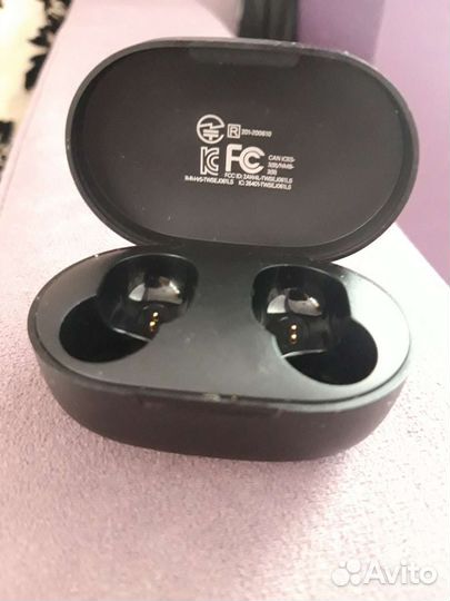 Чехол-зарядка для наушников Xiaomi Earbuds Basic 2