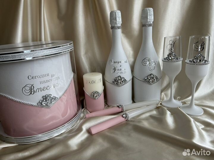 Бутылки и бокалы на свадьбу