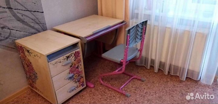 Детская парта для девочки «Дэми», стульчик, тумба