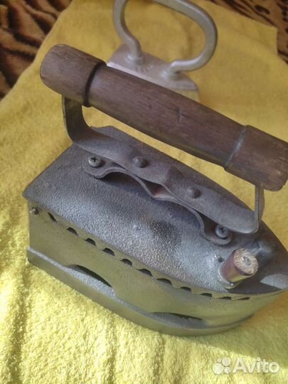 Старый утюг