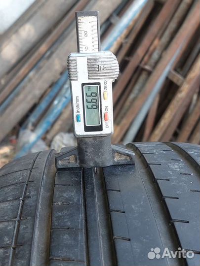 Yokohama BluEarth-XT AE61 235/55 R19 101V