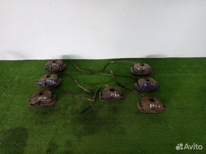 Суппорт тормозной передний Ford Focus 2 2009