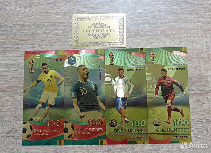 Набор из 4 банкнот Легенды мирового футбола UNC