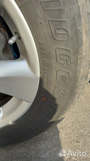 Bridgestone Dueler H/T 684II 265/60 R18