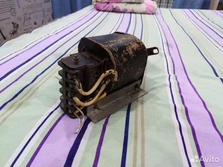 Преобразователь напряжения 12-24-36-220v