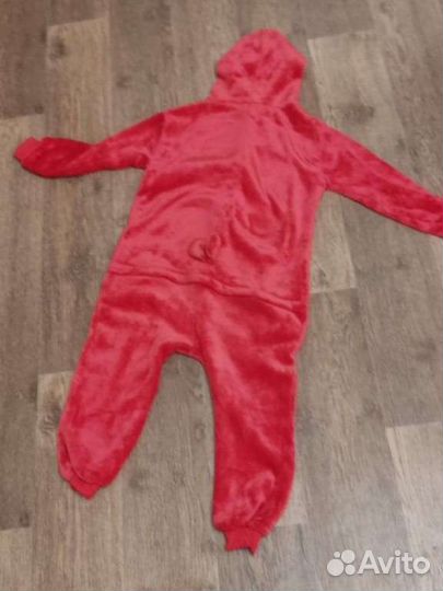 Продам новогодний костюм Энгрибертс в наличии 1.шт