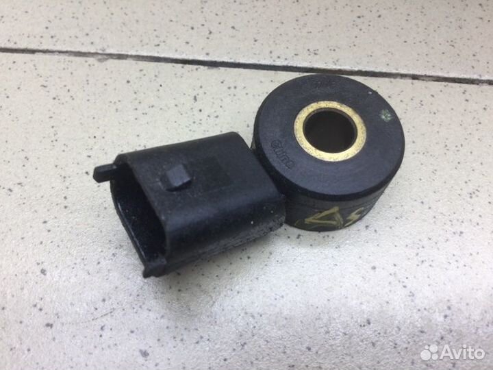 Датчик детонации Opel Astra J A14NET 2012