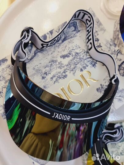 Козырьки Christian dior