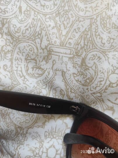 Солнцезащитные очки Италия