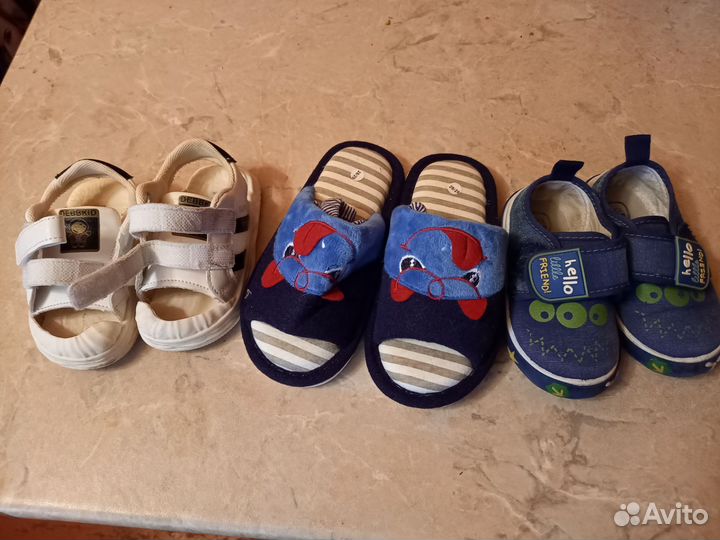 Обувь на мальчика 23
