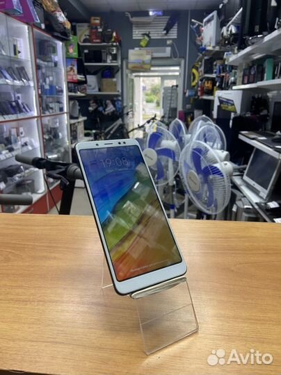 Xiaomi Redmi Note 5, 4/64 ГБ