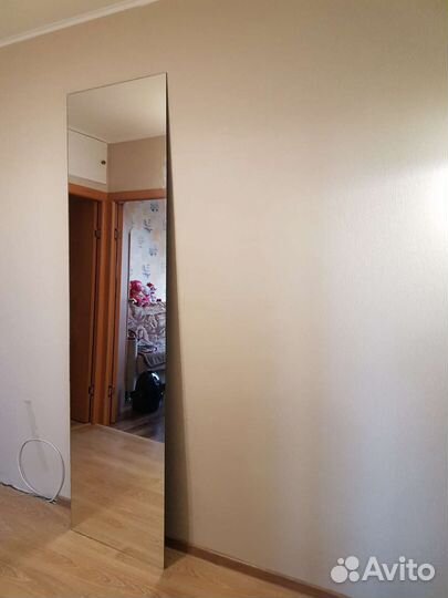 Зеркало настенное в прихожую